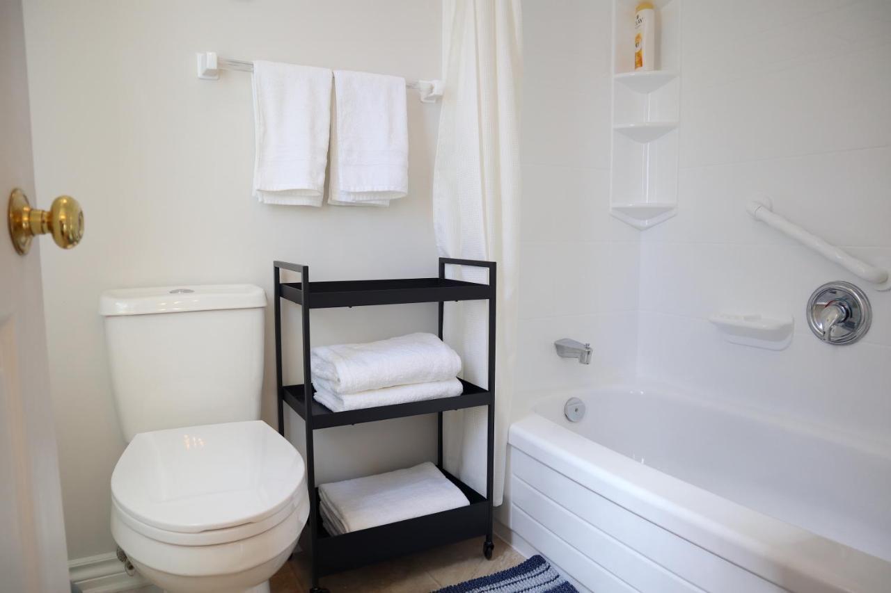 ניאגרה און דה לייק The Promenade Cottage License # 002-2023 מראה חיצוני תמונה